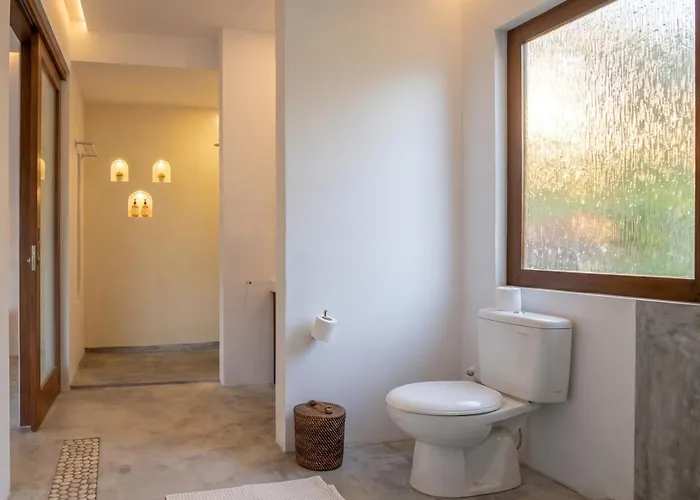 Sayang Bunga Villa *