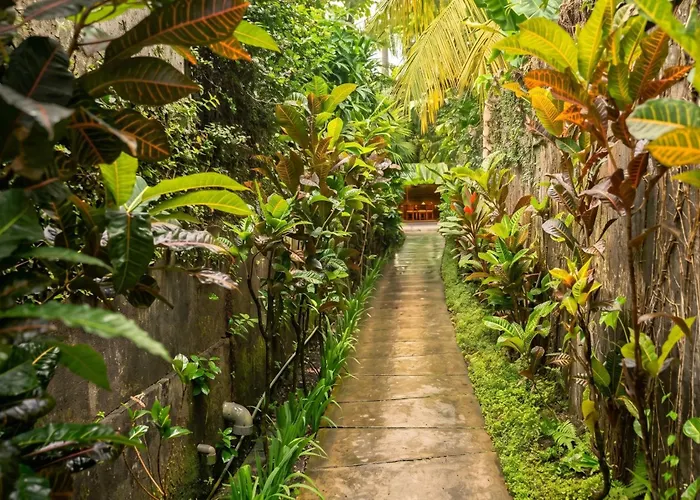 Sayang Bunga Villa *